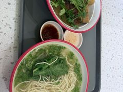 -大食代美食广场(上海中心店)