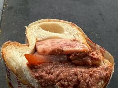 -Bánh Mì Huynh Hoa