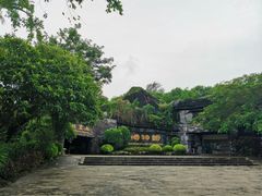 -湖光岩风景区
