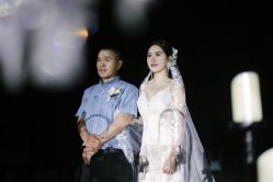 -爱情木马婚礼定制·双清湾水街礼宴高端私人婚礼