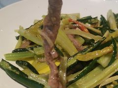 -尘香•传统川菜(创汇首座店)