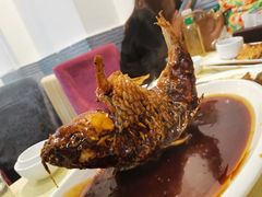 罾蹦鲤鱼-奥华餐厅·老张记(台基厂店)