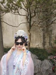 -一揽芳华汉服旗袍体验馆(拙政园店)