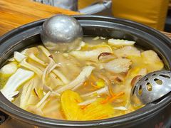 -菌之家·专业纯野生菌火锅·特色炒菌