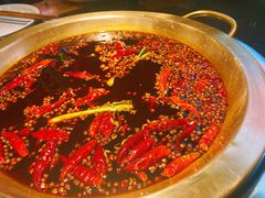 -潮火锅·麻辣牛肉火锅(观音桥方圆·LIVE店)