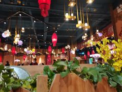 大堂-老滇山寨•云南特色菜•地方菜•民族风情歌舞表演(金碧店)