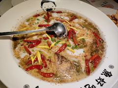 -江渔儿酸菜鱼(奥园广场金发购物中心店)