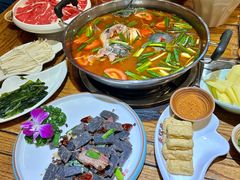 -亮欢寨酸汤鱼(沙冲路店)