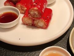 -蝴蝶里·粤菜·点心(滨江龙湖店)