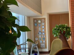 -香格里拉鱼跃地中海西餐厅·牛排披萨