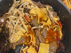 -三个大叔烤羊肉串·歌手驻唱·碳烤鲜肉(西三旗店)