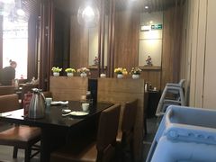 大堂-船歌·鱼水饺青岛菜(合肥路永旺店)