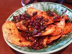 -包整·丝娃娃(一览甲秀楼风景店)