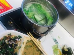 -百品聚旋转火锅(号外店)