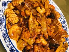 -金牌餐厅·天津菜·八珍豆腐·老爆三(瓷房子店)
