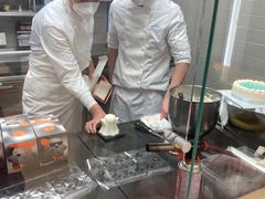 -好利来(回龙观东大街店)