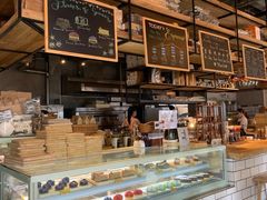 -Common Table · Brunch & Coffee