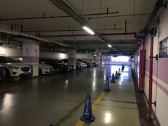 场地-中原城市广场-停车场