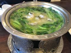 -赶海部落海鲜城(海阳路店)