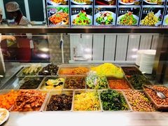 自助取餐区-春花民族美食(佳木斯总店)