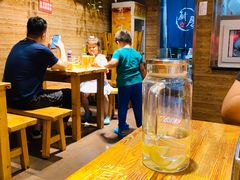 大堂-管氏翅吧(护国寺店)
