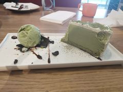 -必胜客餐厅(昆百大泰业城店)