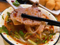 -牛小隆牛肉面馆(四牌楼店)