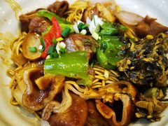-佬钱湾仔(衣裳街店)