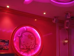 -UK派对KTV(日月广场店)