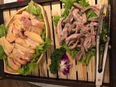 -尚尚仙·酸汤猪手·猪肚鸡火锅(华联万柳购物中心店)