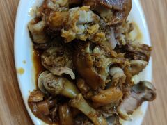 -顺溜·手工刀削面·黑金店(铜锣湾店)