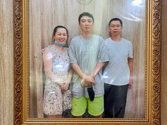 -肖肖酸萝卜鱼火锅(总店)