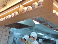 -馋三尺蟹粉小笼(人民广场店)