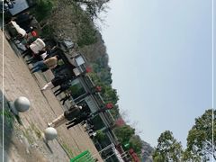 -伍山海滨石窟