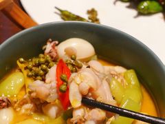 麻得跳起来的牛蛙和目鱼仔-环球港凯悦 · 享悦中餐厅