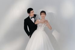 -Mu慕婚纱摄影·超级工作室