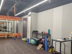 -乐刻运动健身(同曦假日百货店)