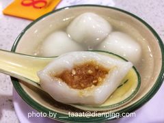正麻蓉汤丸-芬芳甜品(同福路店)