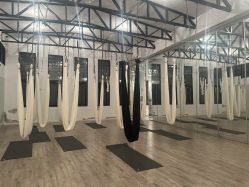 -无界瑜伽普拉提