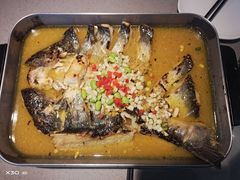 -半天妖烤鱼(紫荆广场店)
