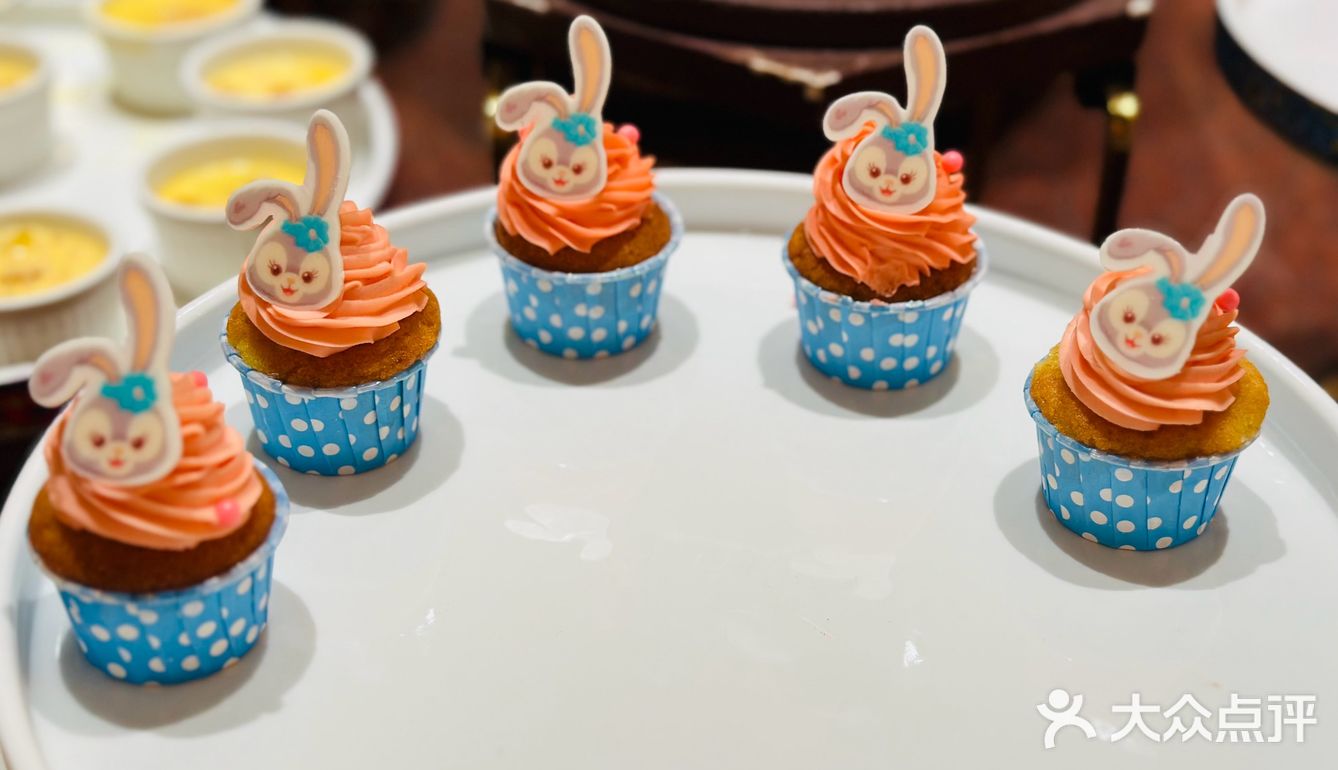 迪士尼乐园酒店の卢米亚餐厅の甜品[调皮][调皮][调皮]