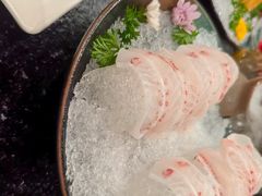 -得意咚瓜·顺德鱼生·冬瓜火锅(深圳首店)