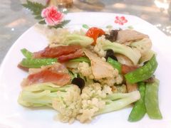 腊味炒菜花-桃园盛宴·岭南粤菜·手工茶点(南庄店)