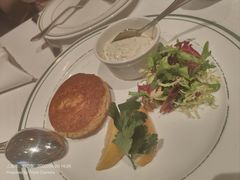 招牌蟹肉饼-Wolfgang’s Steakhouse 沃夫冈牛排馆(上海白玉兰广场店)