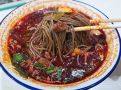 羊肉饸络-慷富羊肉饸饹