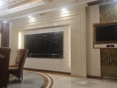 -亚丁湾海鲜大酒店(万泉嘉苑店)