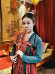 -汉仪华裳汉服馆(打浦桥店)