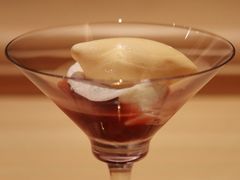 莓大福牛乳冰淇淋-晴空·日本料理(万象城店)