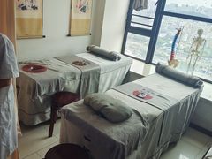 -张钰强中医正骨推拿连锁(华发商都店)