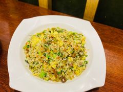 酸菜牛肉粒炒饭-张果佬年糕卷(科巷店)